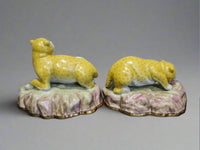 Vintage Wong Lee Pair Leopard Figurines Hand Painted Porcelain WL 1895 Figurines